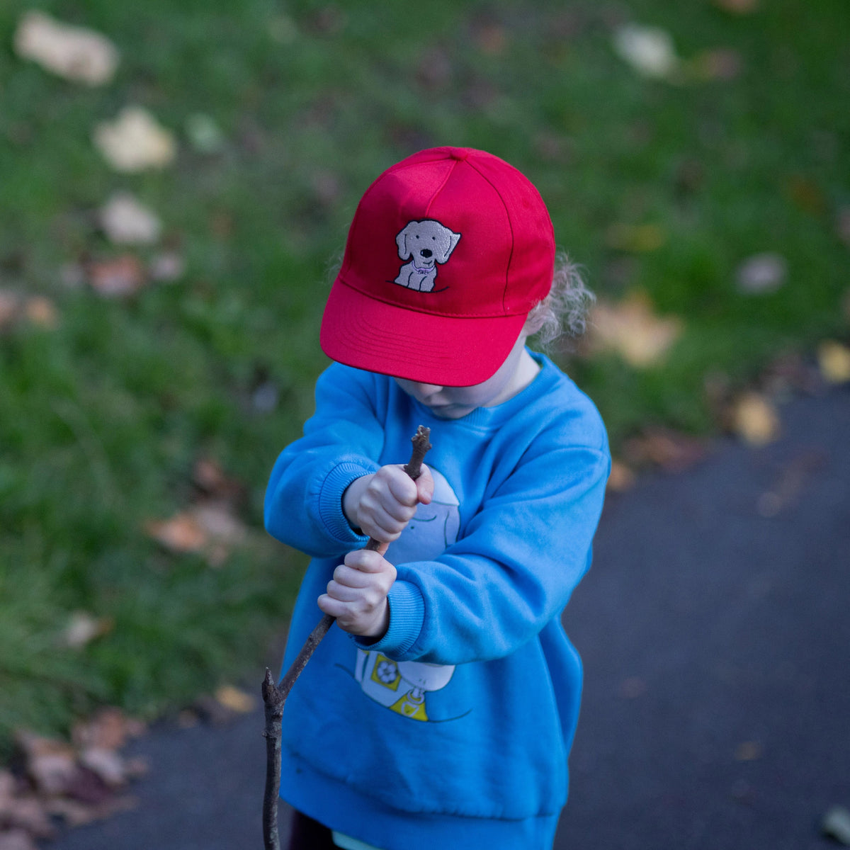 Children's Baseball Cap in Red Organic Cotton with Golden Retriever Embroidered Patch